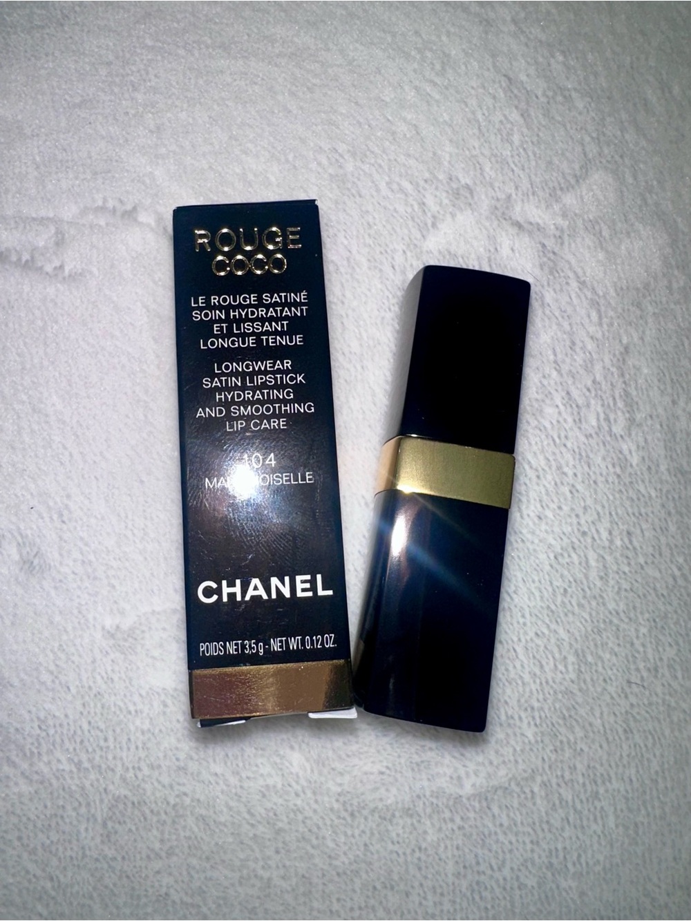 CHANEL Rouge Coco Longwear Satin Lipstick 404 Mademoiselle